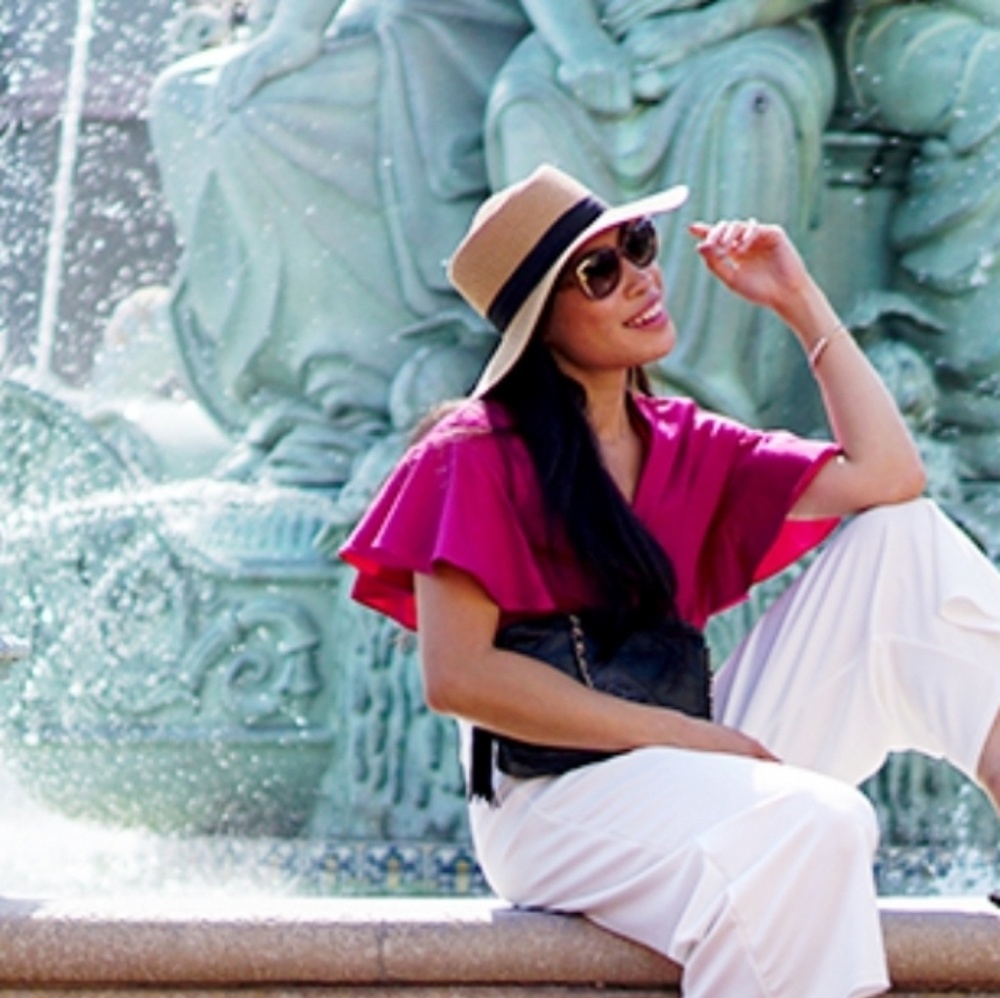 Pink Crop Top With Flutter Sleeve - image 6